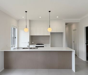 New Build Duplex with Private Street Access - Photo 4