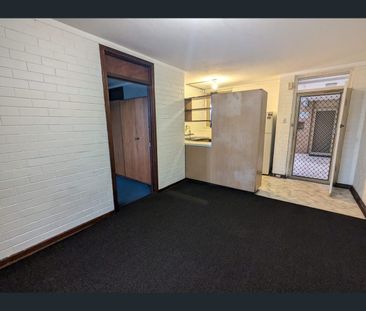 3/53 Leonard Street, Victoria Park, WA 6100 - Photo 4