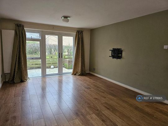 2 bedroom maisonette to rent - Photo 1