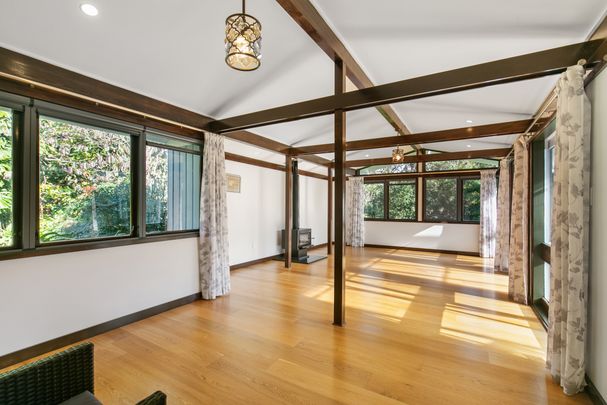 Spacious Renovated Family Home - Photo 1