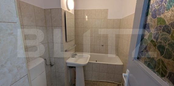 Apartament de inchiriat, 50 mp, zona Cetate - Fotografie 2