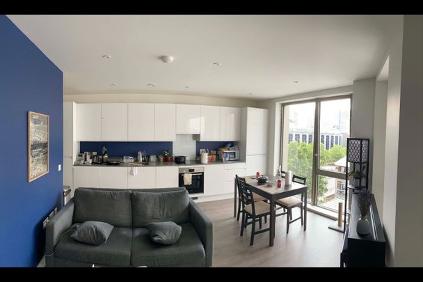 1 Bed Flat, Flour Millers House, E14 - Photo 1