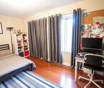 For Lease - 1253 Brillinger Street, Oakville, Ontario - Photo 2