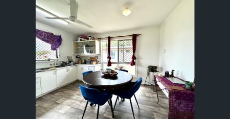 CLOSE TO PRIMARY SCHOOL AND GOLF COURSE - Photo 2