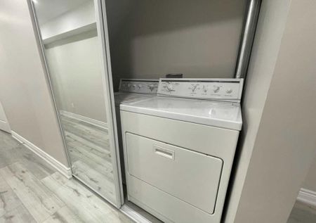 For Lease - 6978 Tassel Crescent Unit# Basement, Mississauga, Ontario - Photo 2