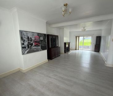 3 bedroom house to rent - Photo 2