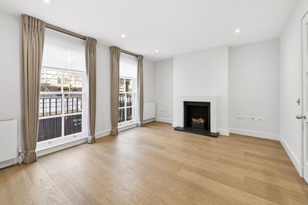 2 bedroom mews to rent - Photo 2