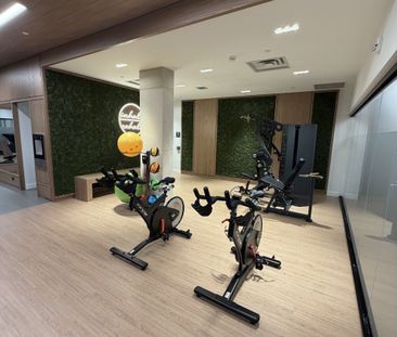 For Lease - 3250 Carding Mill Trail Unit# 415, Oakville, Ontario - Photo 3