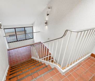 For Lease - 320 Vine Street Unit# Upper Floor (2A), St. Catharines,... - Photo 1