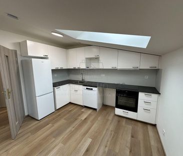 Apartment for rent, 2+kk - 1 bedroom, 40m - Photo 2