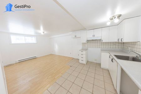 2539 Chemin Ste-Foy - Photo 2