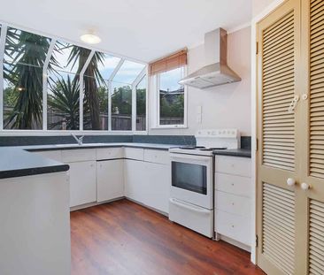 Tucked away - Photo 1