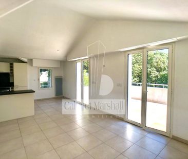 Location Appartement 3 pièces 64m² NICE 06100 - Photo 3