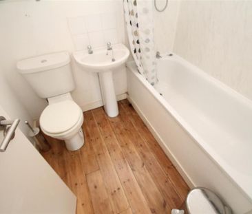 4 bedroom maisonette to rent - Photo 1