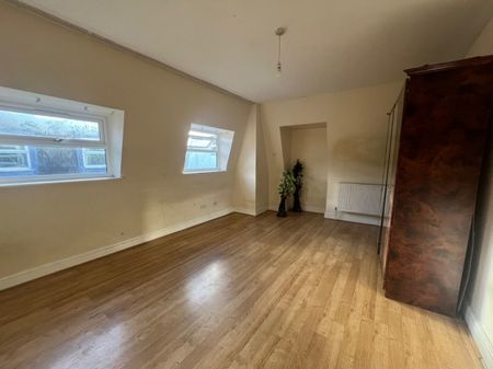 2 bed Apartment for Rent - Photo 4