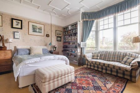 3 bedroom flat to rent - Photo 3