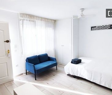 Piso de alquiler en Tres Olivos - Valverde - Photo 4