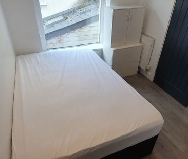 Flat 3, 212 Newport Road, Roath, Cardiff, CF24 1DN - Photo 3