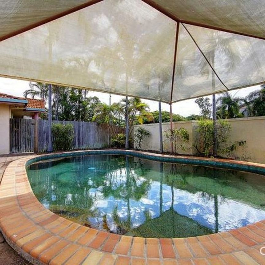 9/14-20 Nix Street, 4810, West End Qld - Photo 1