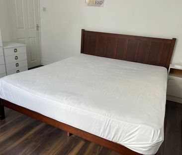 Room in a Shared House, St. Ann's Road, N15 - Photo 1