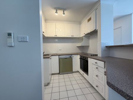 K4/2 Currie Crescent, Griffith ACT 2603 - Apartment For Rent | Domain - Photo 4