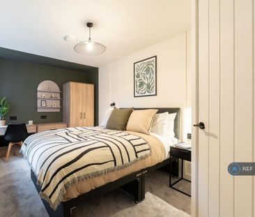 1 bedroom in a house share to rent - Photo 5