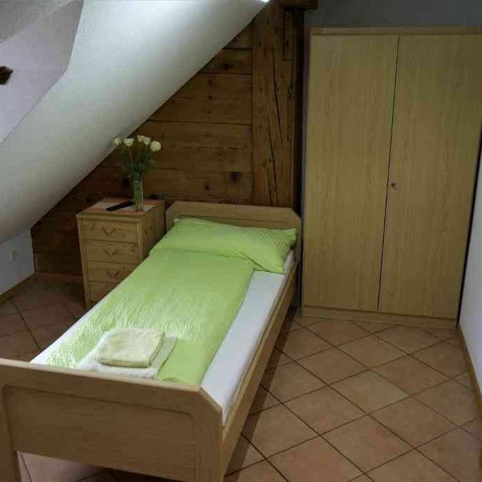 1 Zimmer, 25 m², 1. Stock - Photo 1