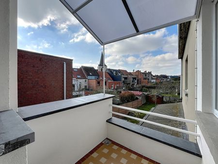 Gerenoveerd éénslaapkamerappartement in centrum Dilbeek - Photo 2