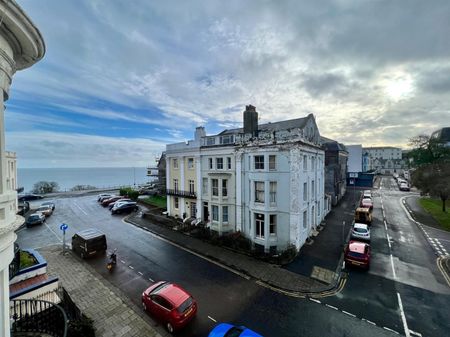 Albion Road, Scarborough - Photo 3