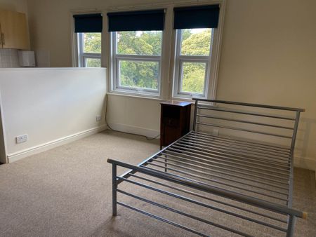 1 bed house / flat share to rent in Powderham Crescent, Exeter, EX4 - Photo 5