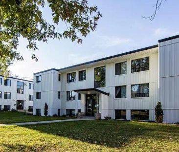 68 Weber Street & 190 Allen Street | 68 Weber Street, Waterloo - Photo 1