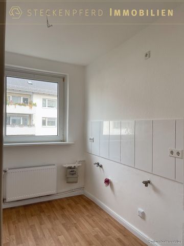 Schöner Wohnen mit Balkon im 1. OG - Photo 4