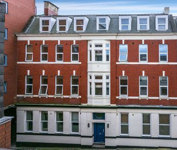 The Jazz Bar, Flat 4, 6 Bedrooms, 1st Floor Student Flat in Preston - Photo 2