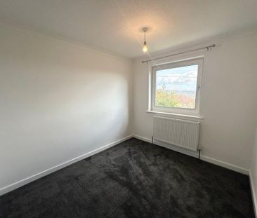 3 bedroom detached house to rent - Photo 2