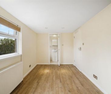 4 bedroom semi-detached house to rent - Photo 2