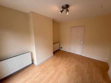 3 bedroom terraced house to rent - Photo 4