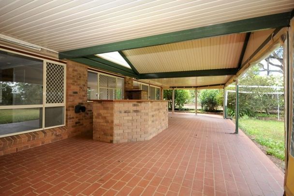 30 Harvey St Mount Lofty - Photo 1