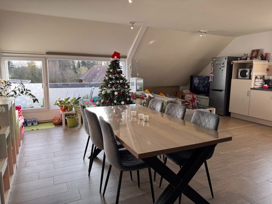 Dakappartement met 3 SLPK's te Neeroeteren - Photo 1