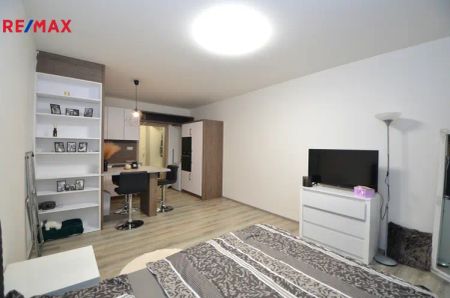 Pronájem bytu 1+kk s parkovacím stáním, Aloise Rašína, Olomouc - Фото 4
