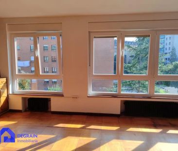 Alquiler de piso en Calle Rafael Altamira - Foto 2