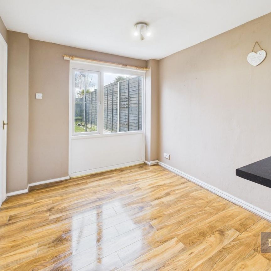 3 bedroom House To Let - Photo 1