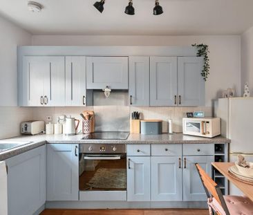 1 bedroom semi-detached house to rent - Photo 4