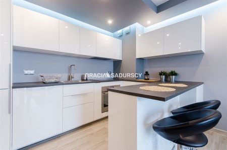 Przytulne 2-pokojowe mieszkanie os. Rżąka - Zdjęcie 4