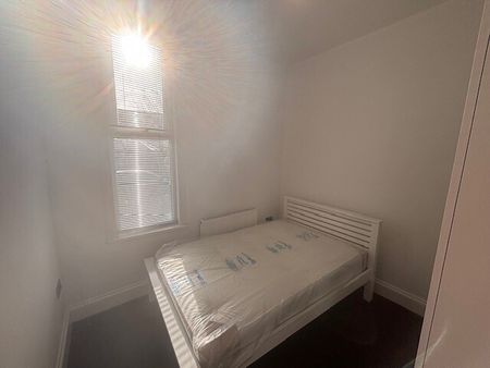 Loughborough Road, West Bridgford, NOTTINGHAM - Photo 3