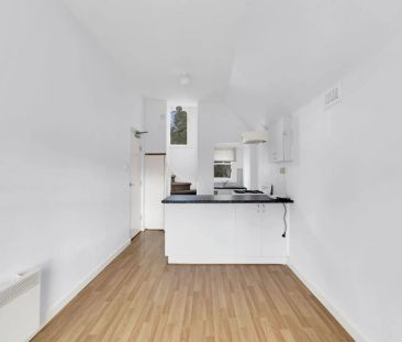 Two Levels of Living! - Photo 6