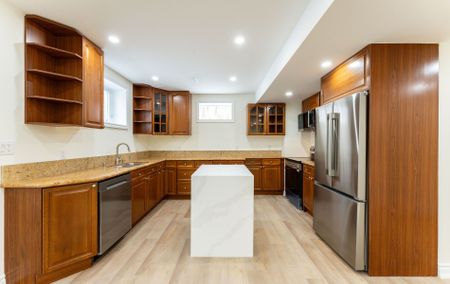 For Lease - 536 Highcliffe Drive, Vaughan, Ontario - Photo 4