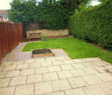 Clover Drive, Winsford, CW7 - Photo 2