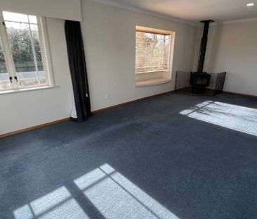 THREE BEDROOMS - TERRACE END - Photo 2