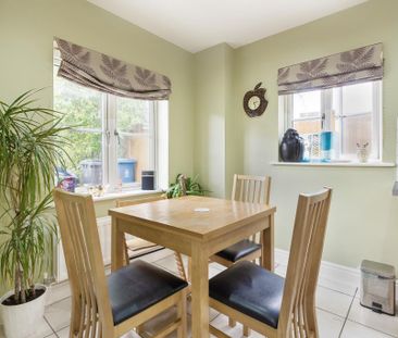 3 bedroom semi-detached house to rent - Photo 5