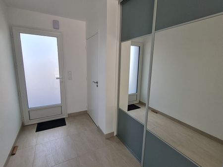 Location Maison 3 pièces 117m² - Photo 3